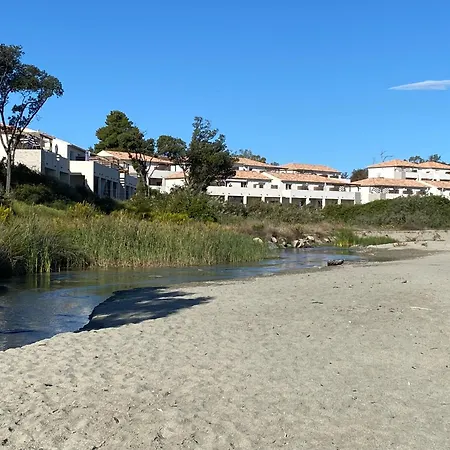 En Bord De Sur Costa Serena N54 Apartman Linguizzetta
